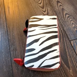 Trish McEvoy mini brush case